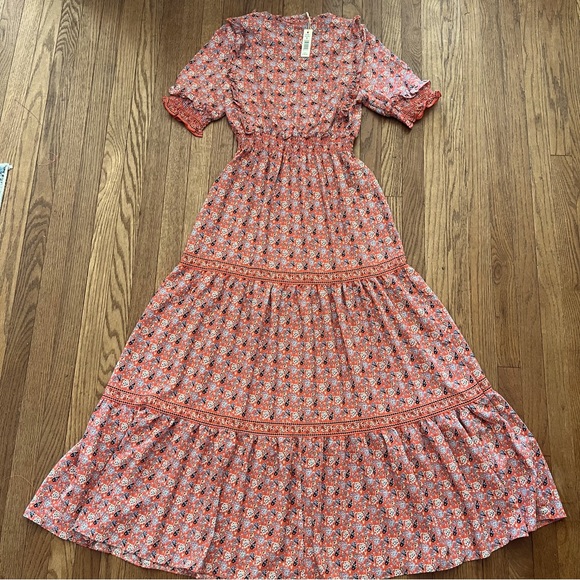 Max Studio Maxi Dress Elbow Length Sleeve Tiered Floral Print Size Small - Picture 9 of 13